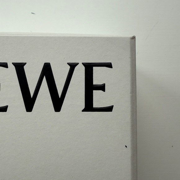 Loewe White Black Small Gift Box Storage Box - Picture 11 of 11
